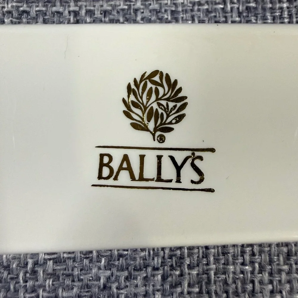 Ballys cream off